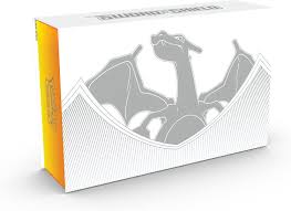 Charizard ULTRA PREMIUM COLLECTION - SWORD AND SHIELD (INGLES)